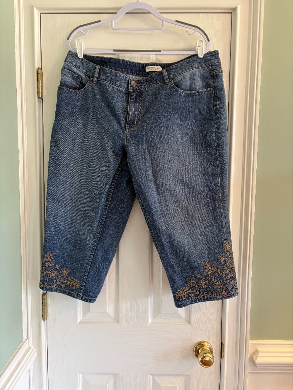 Coldwater Creek Size 18 Cropped Jeans with trim